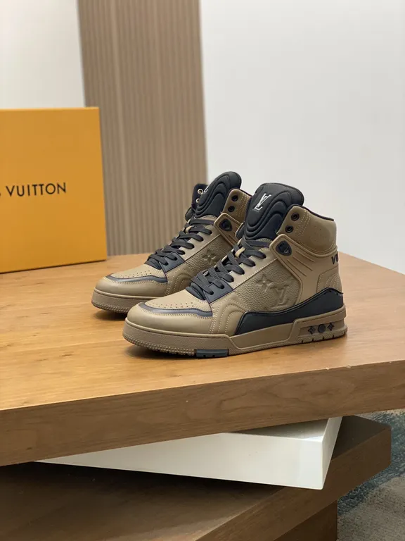 Louis Vuitton Shoe 